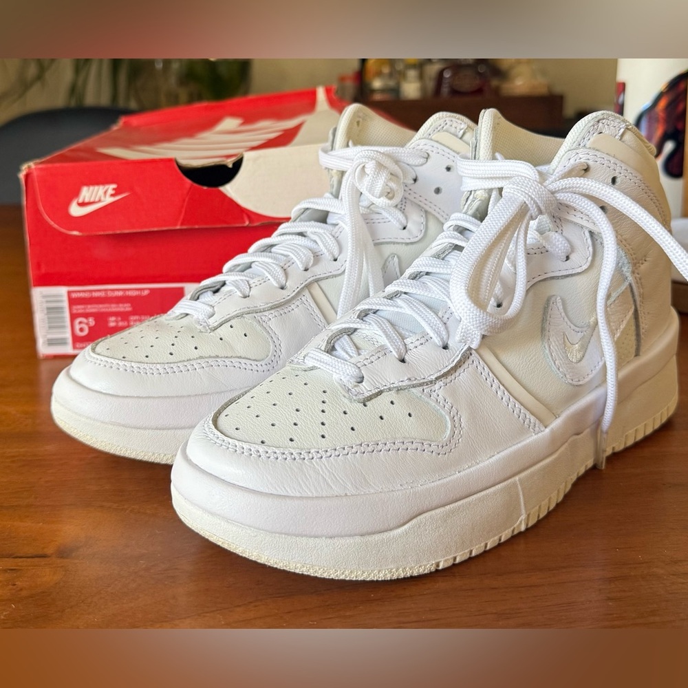 [DH3718-100] Womens Nike Dunk High Up